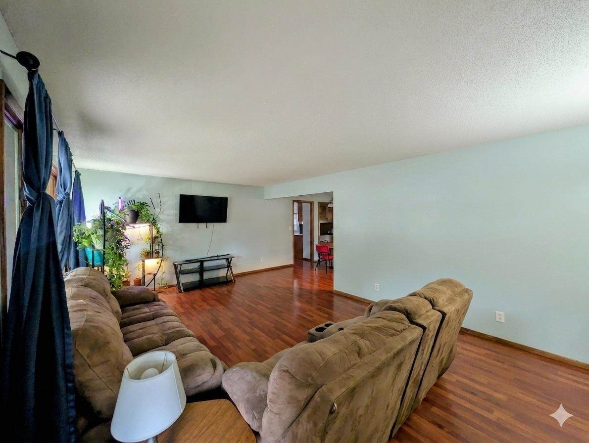 https://bt-photos.global.ssl.fastly.net/wichita/orig_boomver_1_672501-1.jpg