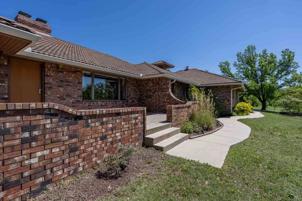 https://bt-photos.global.ssl.fastly.net/wichita/orig_boomver_1_672531-1.jpg
