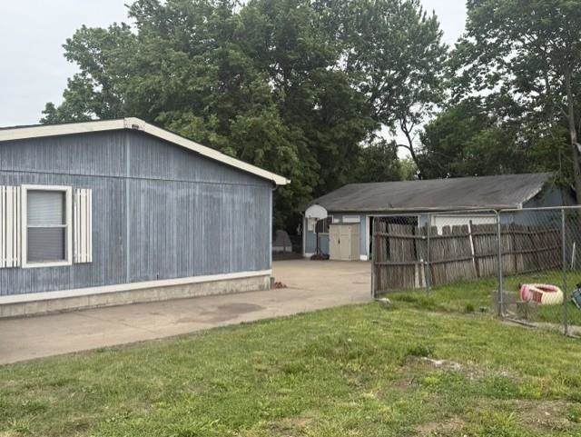 https://bt-photos.global.ssl.fastly.net/wichita/orig_boomver_1_672622-1.jpg