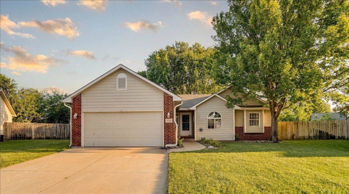 2721 Stoney Point Ct - Photo 1
