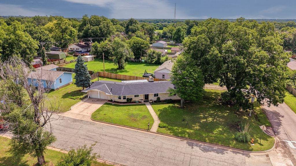 102 Highland Dr - Photo 1