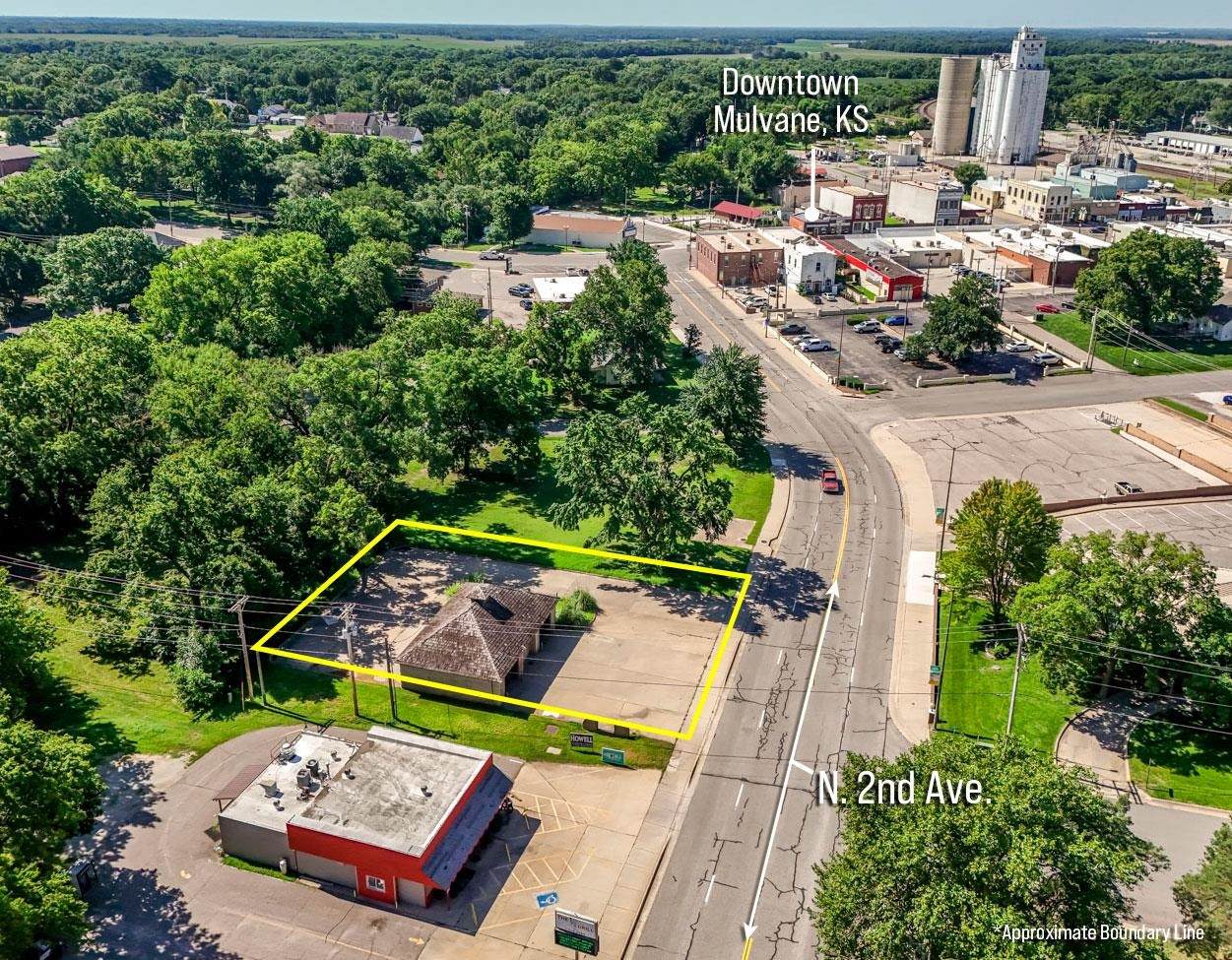 220 2nd - Photo 1