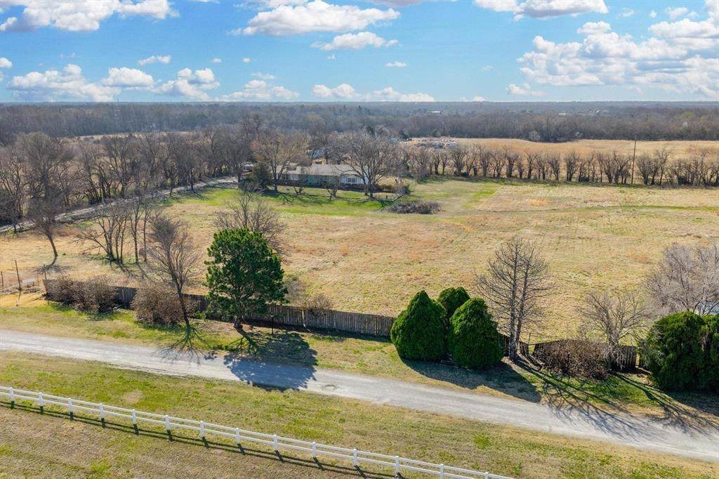 809 Hwy 54 - Photo 1