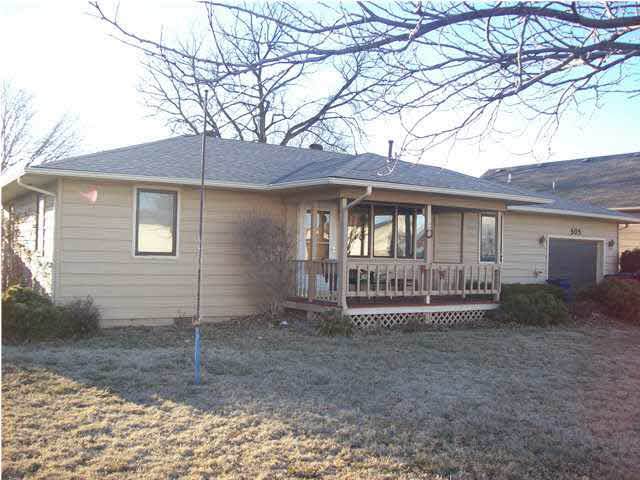 https://bt-photos.global.ssl.fastly.net/wichita/orig_boomver_1_676736-1.jpg