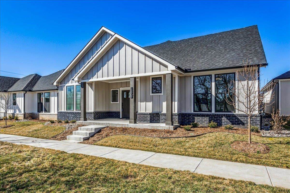 13909 Barn Owl St - Photo 1