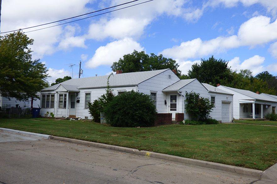 757 Dellrose St - Photo 1