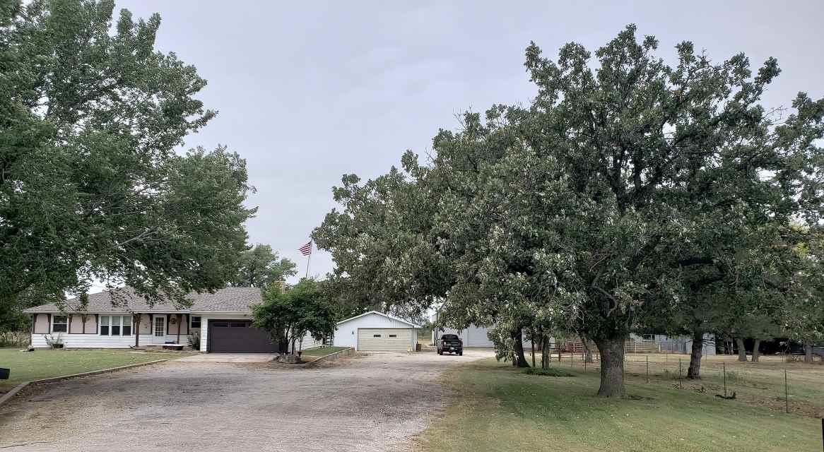 16675 Cole Creek Rd - Photo 1