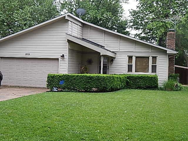 1919 14th Ave - Photo 1