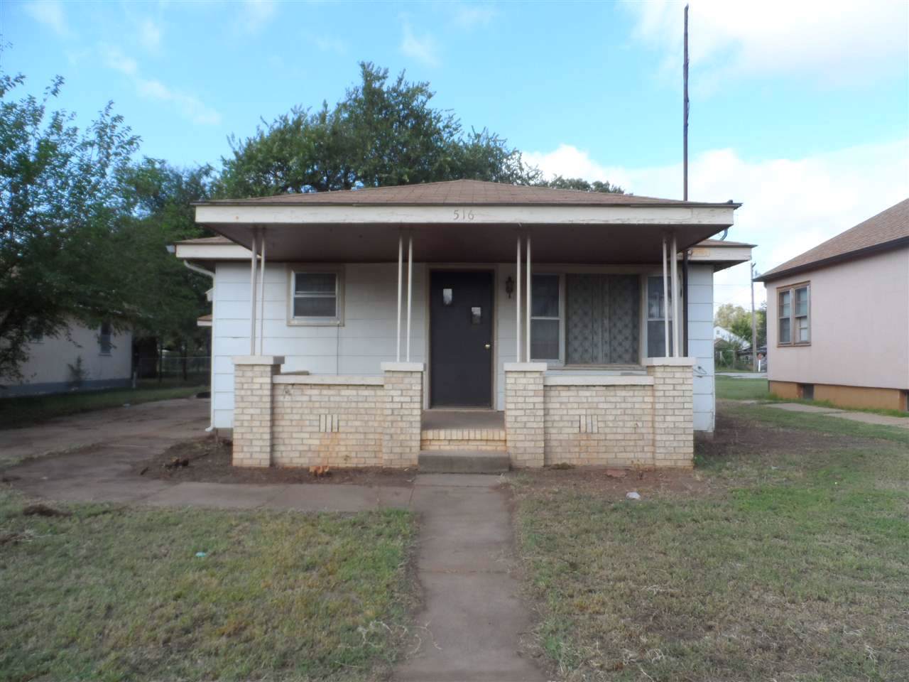516 Jennings - Photo 1
