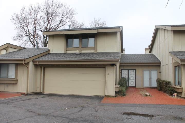 8419 Harry St #302 - Photo 1
