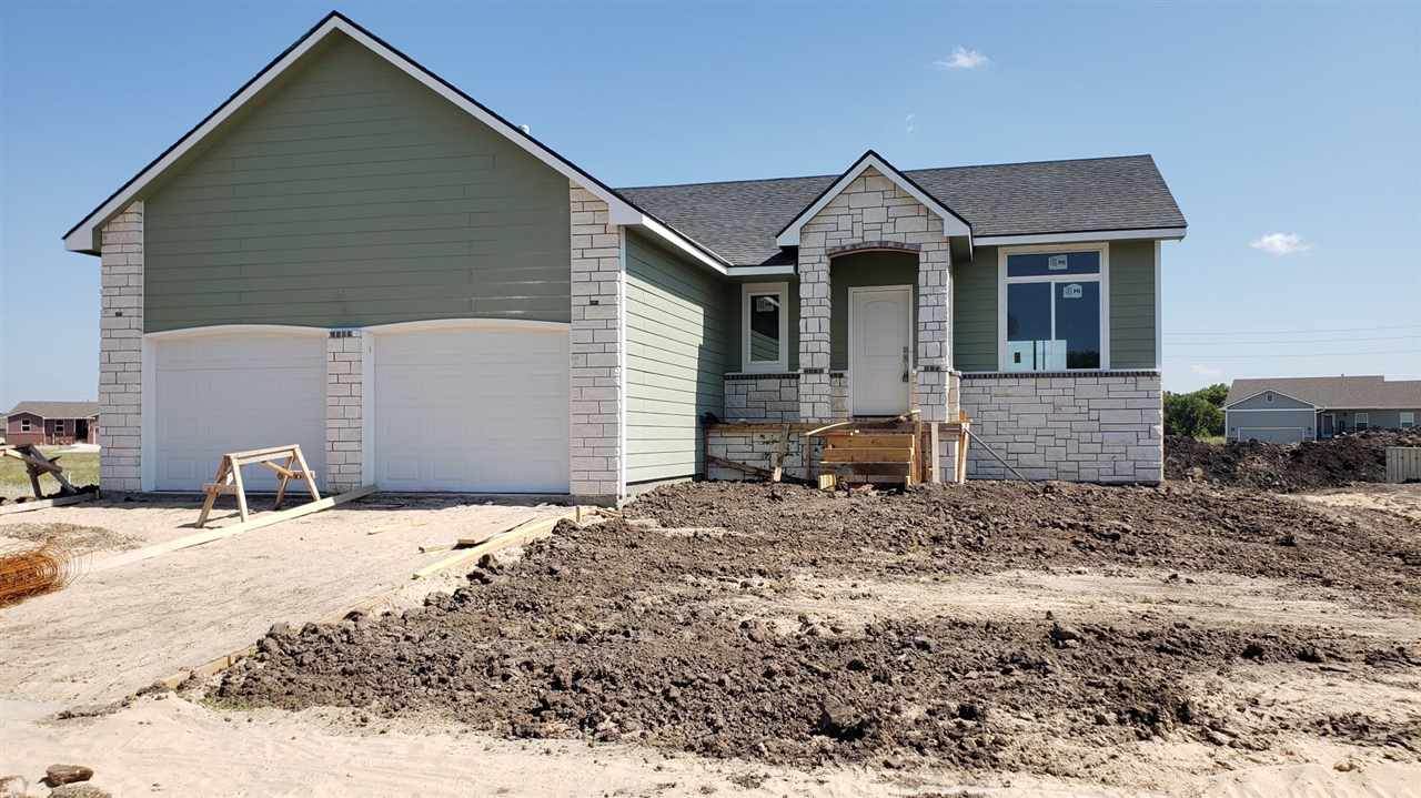 708 Redbud Ave - Photo 1