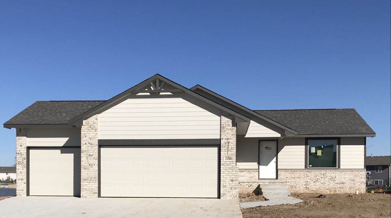 2228 Country Lakes - Photo 1