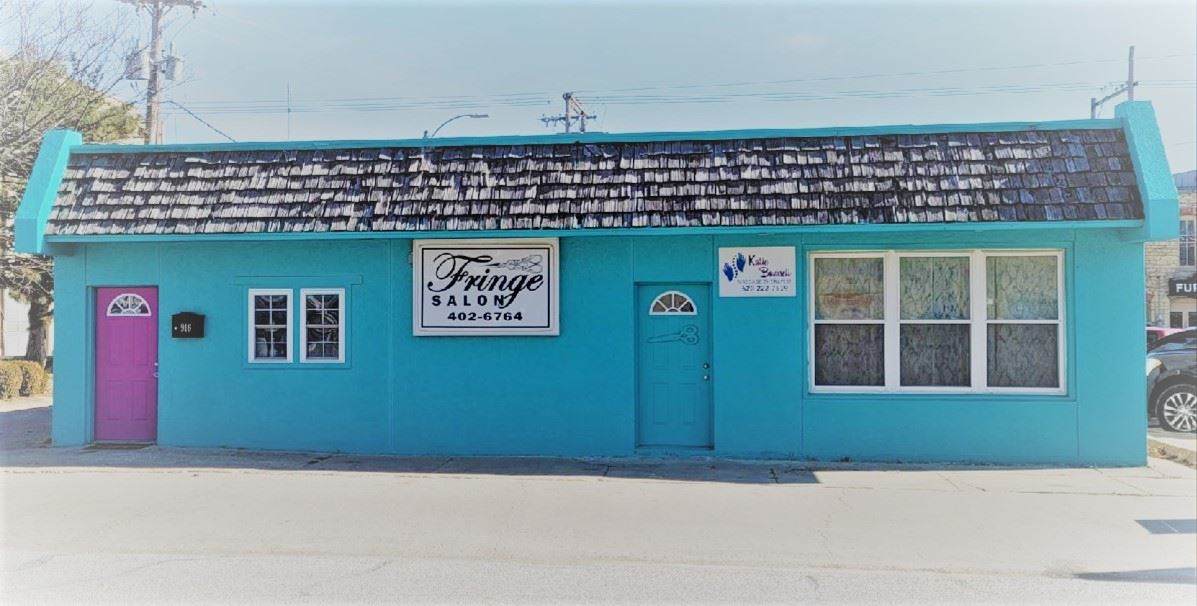 916 Manning St - Photo 1