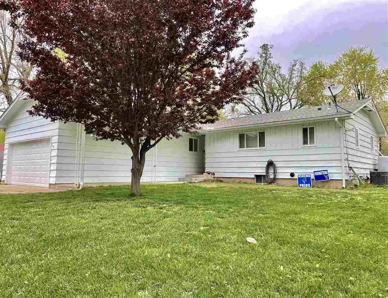 1518 Elizabeth St. - Photo 1