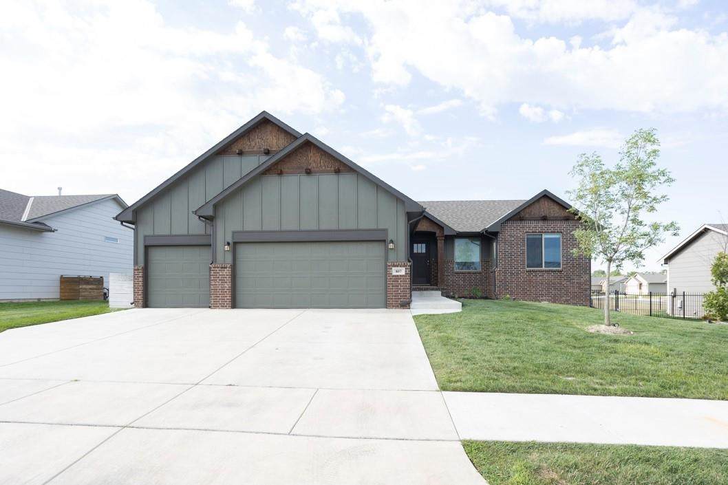 807 Tyndall Ct - Photo 1