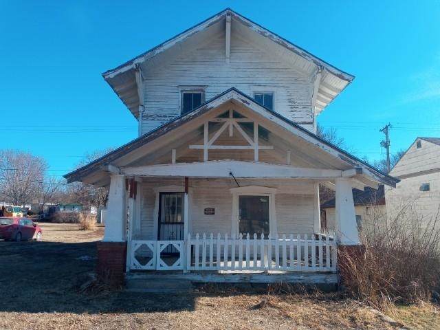 610 Main - Photo 1