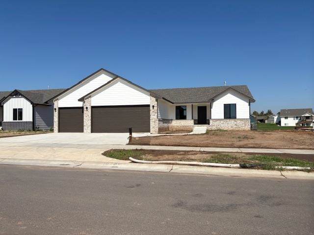 10780 Sondra - Photo 1
