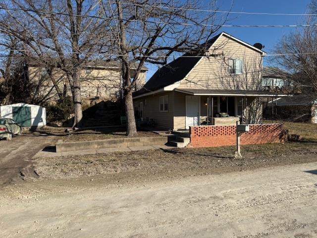723-1/2 Cliff Drive - Photo 1