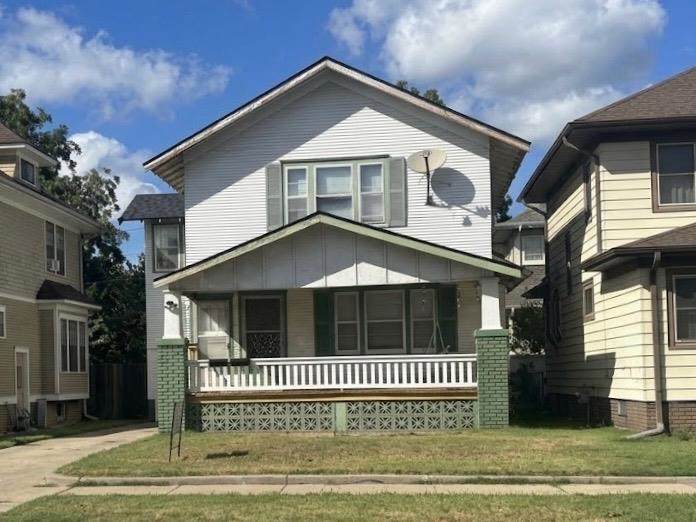 408 Walnut St - Photo 1