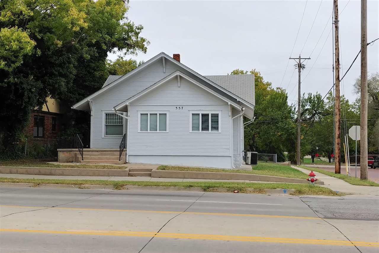 357 Hillside St - Photo 1