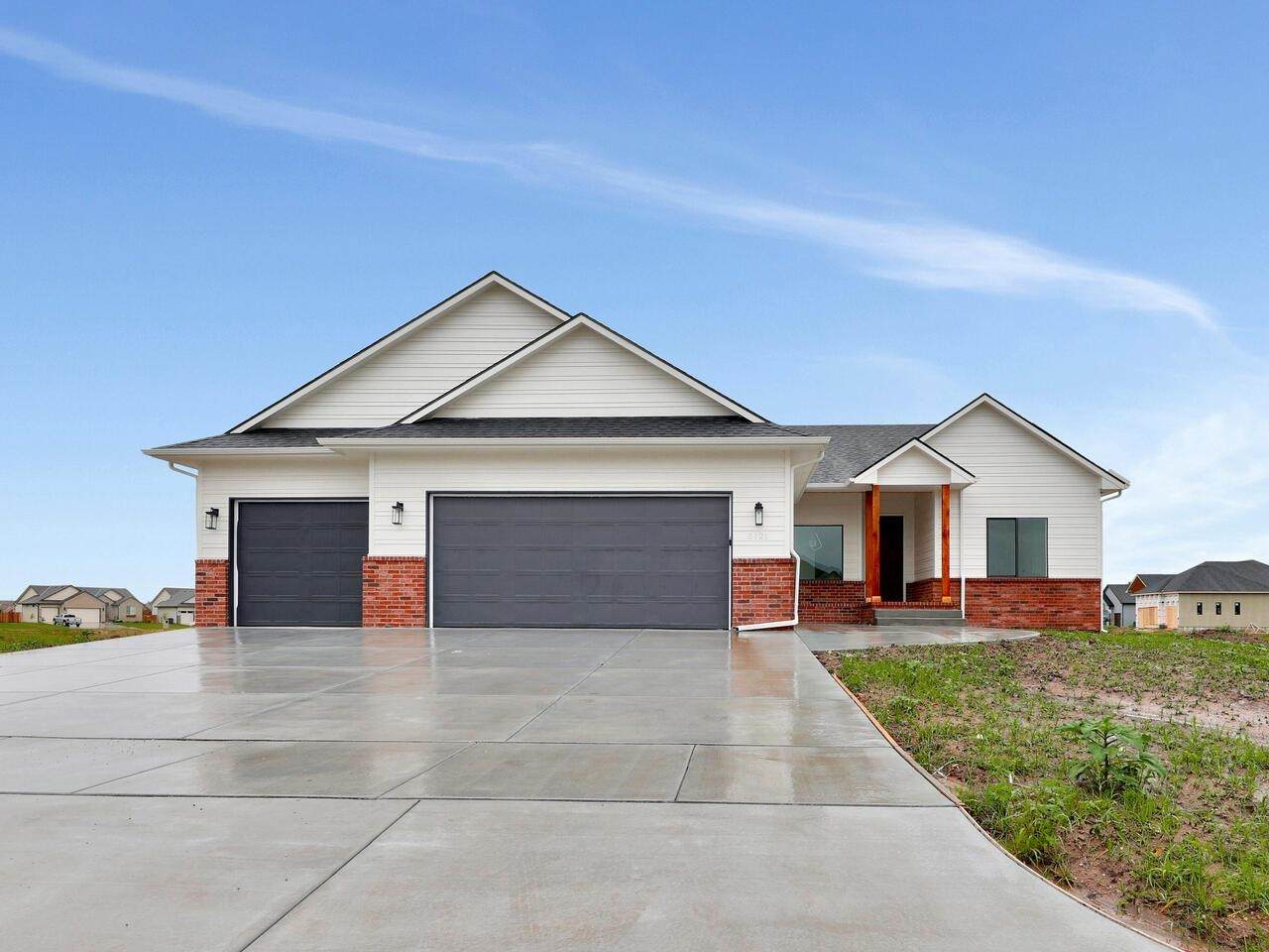 5121 Delaware - Photo 1
