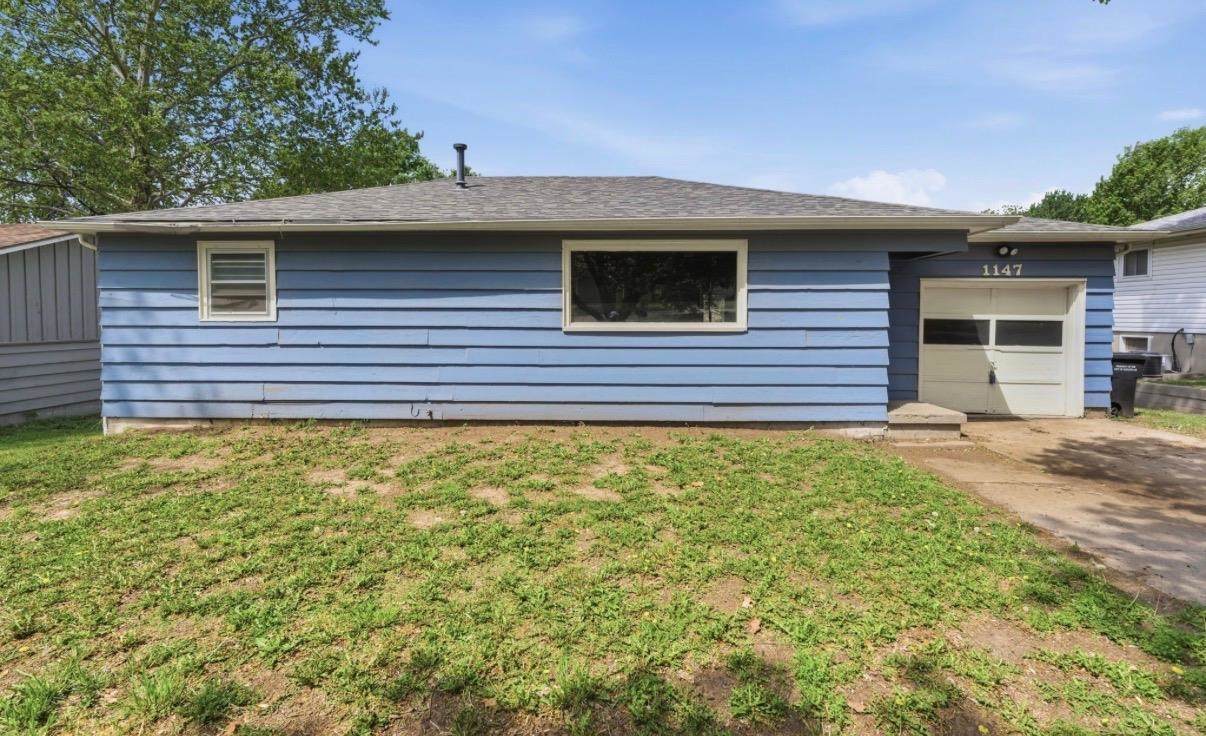 1147 Helen St - Photo 1
