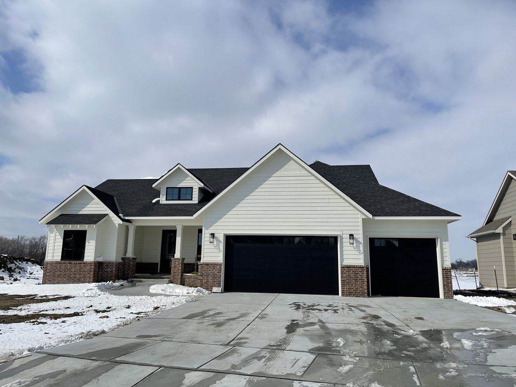 3636 Crest Ct - Photo 1