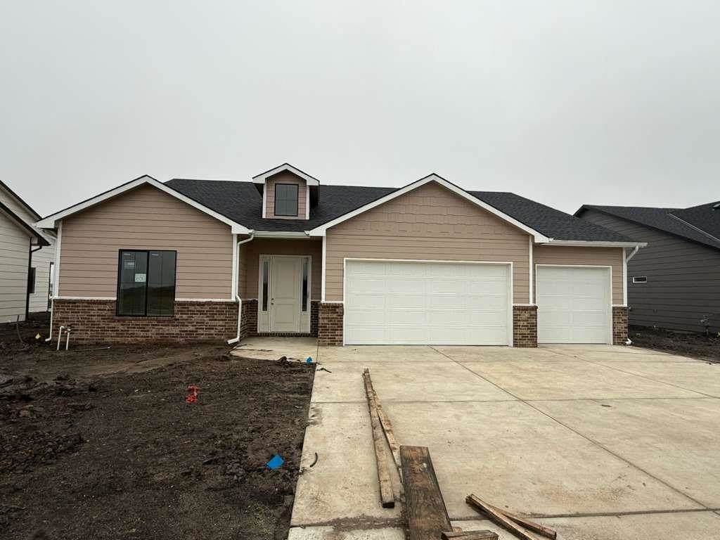 1630 Appleton St. - Photo 1