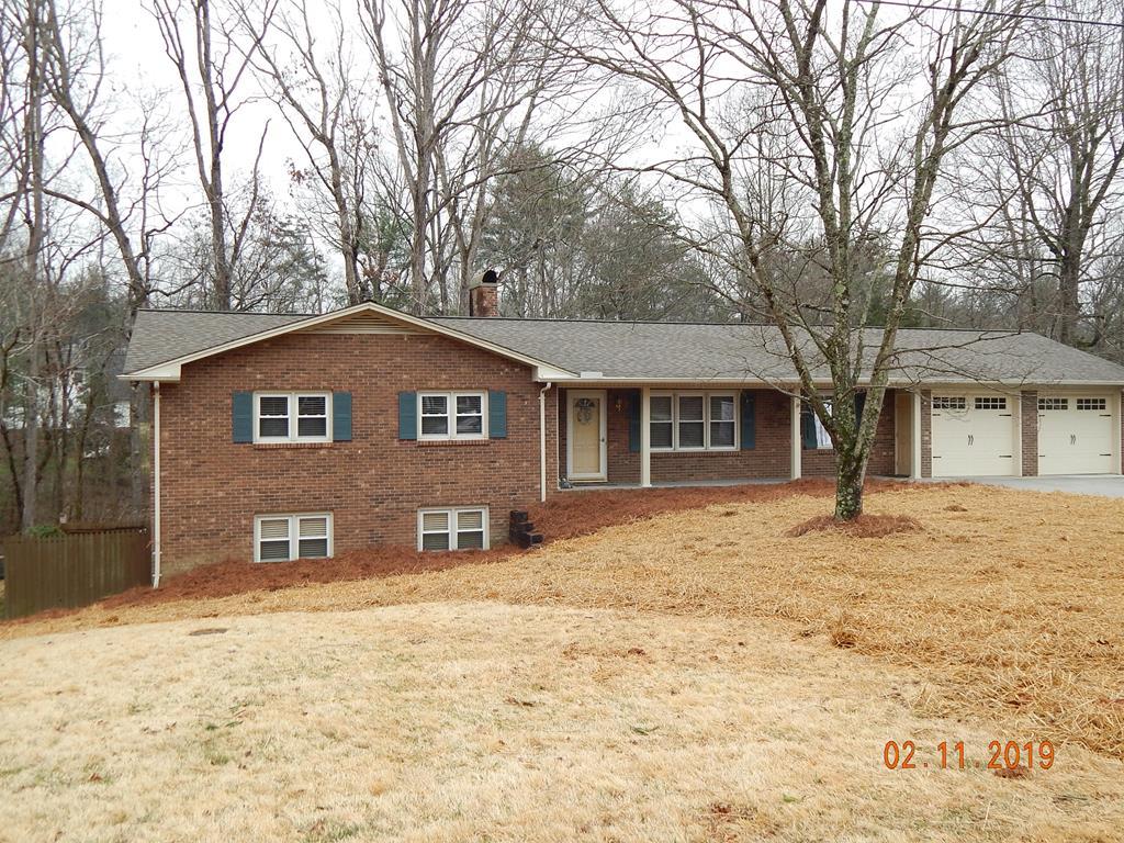 712 Colonial Dr - Photo 1