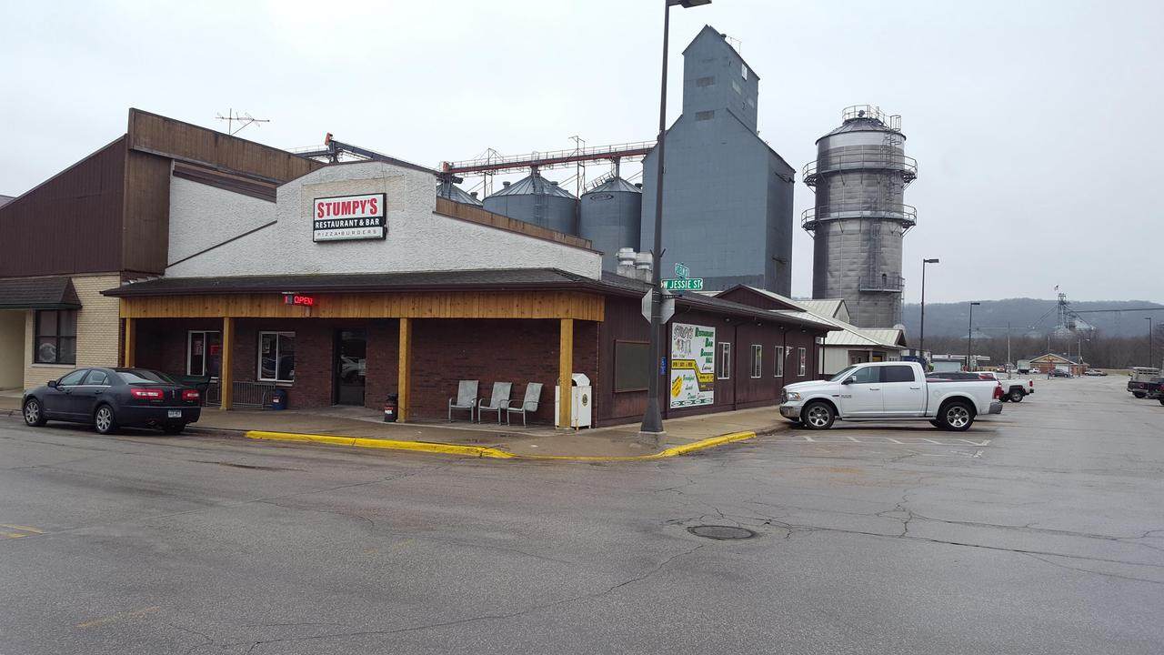 122 Jessie St W - Photo 1
