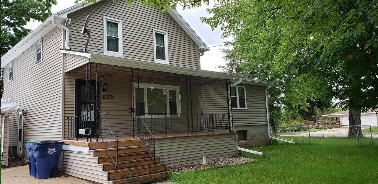 165 Main St - Photo 1