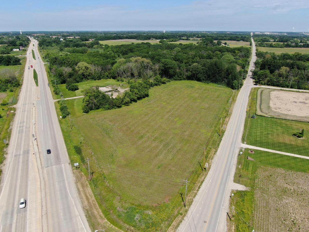 11223 Loomis Rd - Photo 1