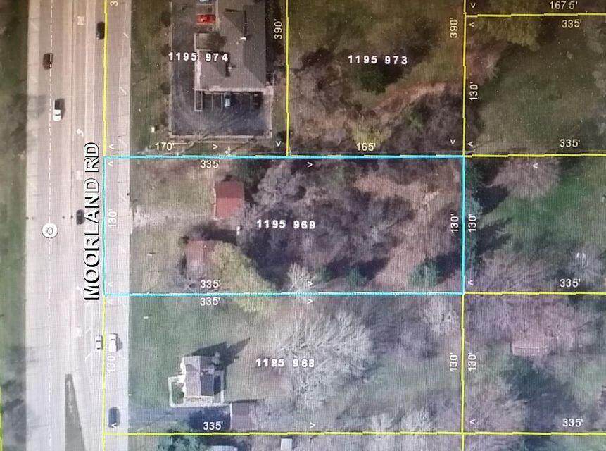 2762 Moorland Rd - Photo 1
