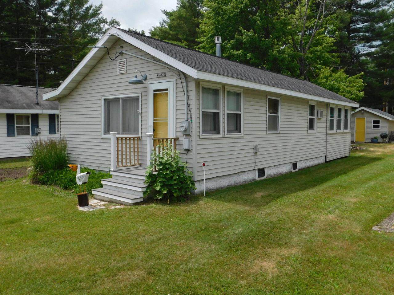 W6070 North Bay Cir - Photo 1