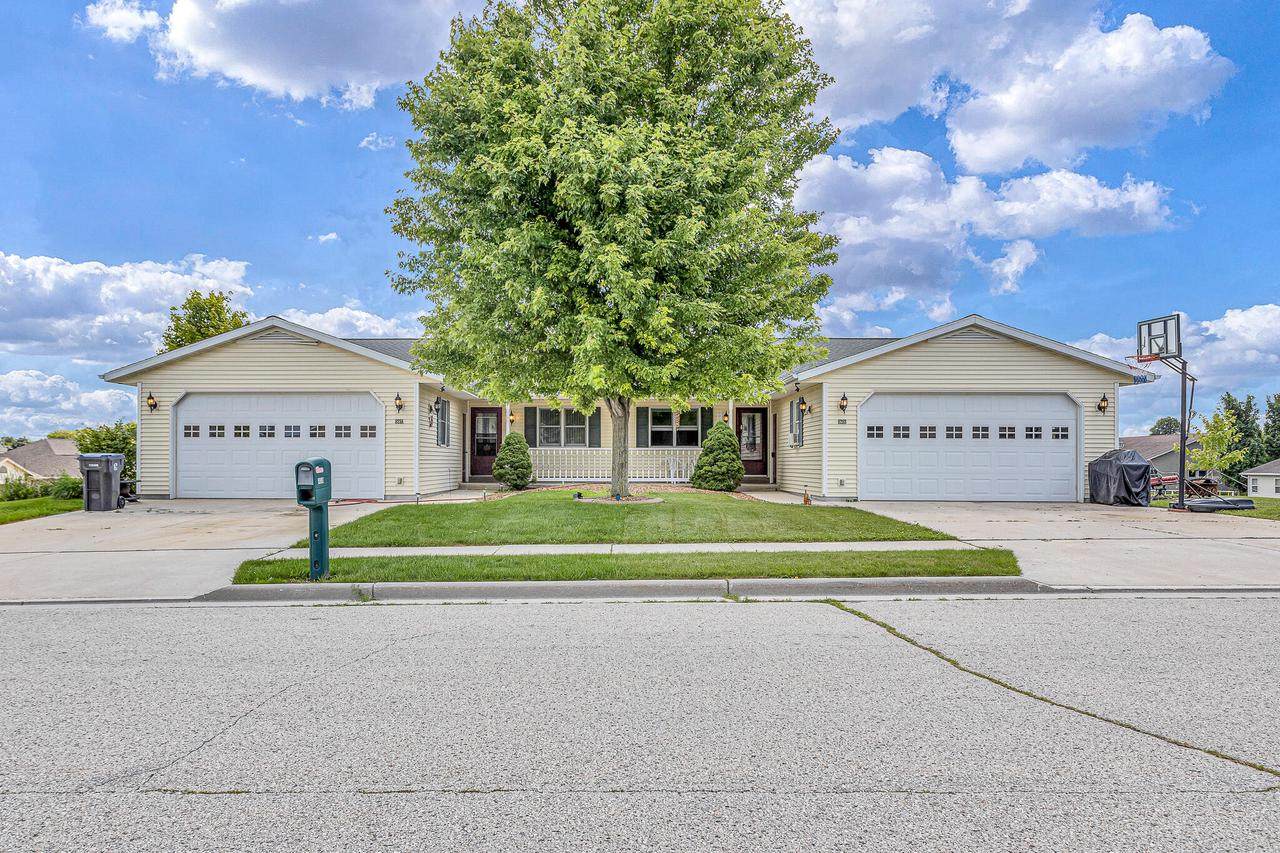 828 Crystal Rd - Photo 1