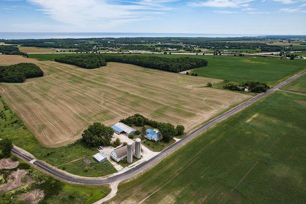13801 Fischer Creek Rd - Photo 1