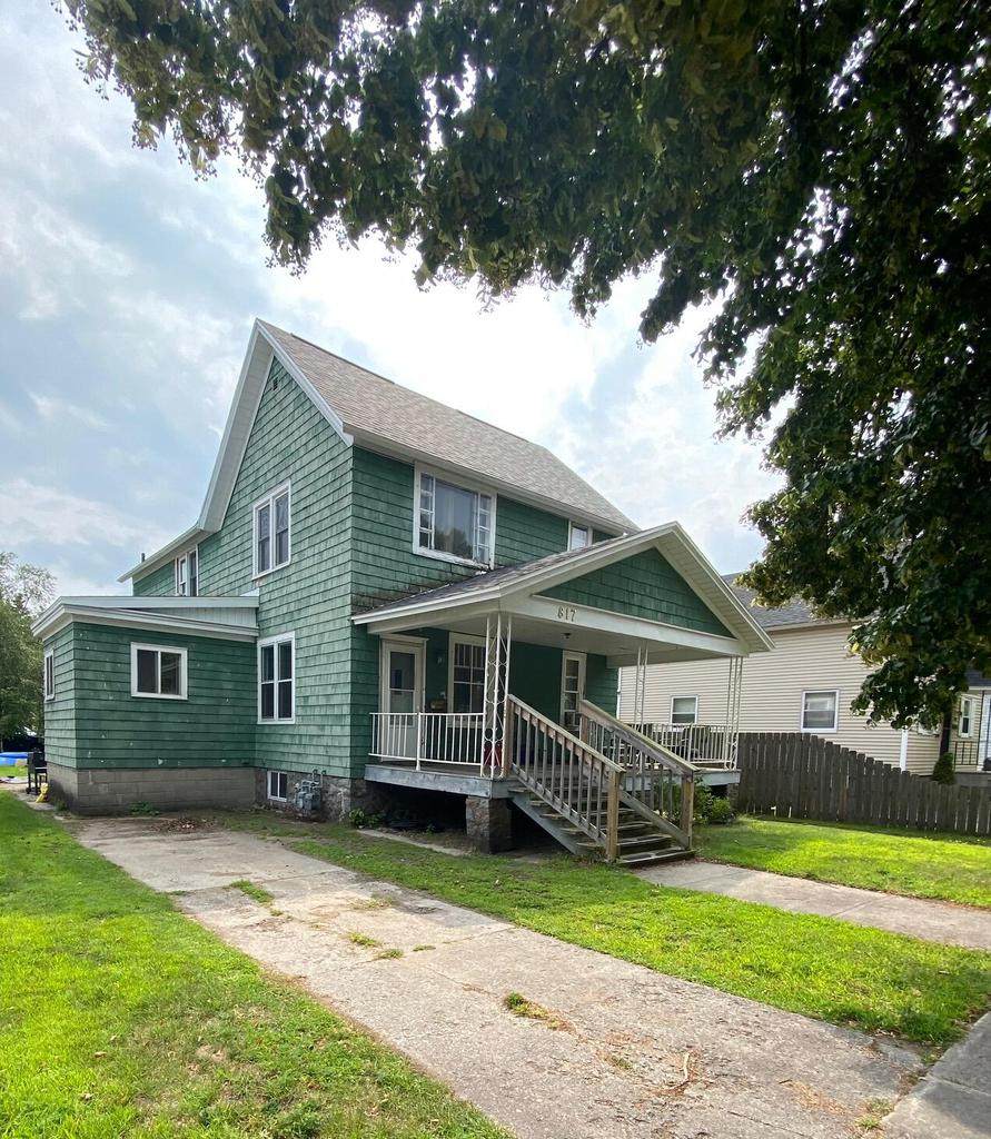 817 Parnell St - Photo 1