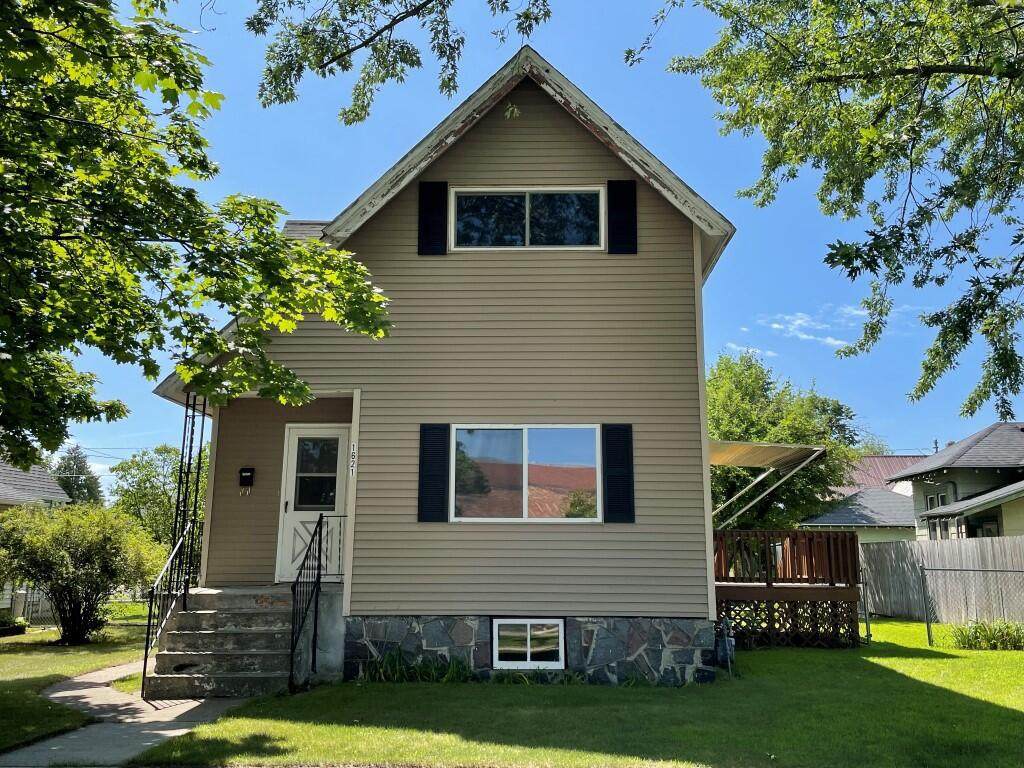 1621 Elizabeth Ave - Photo 1