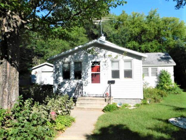830 Prospect St - Photo 1