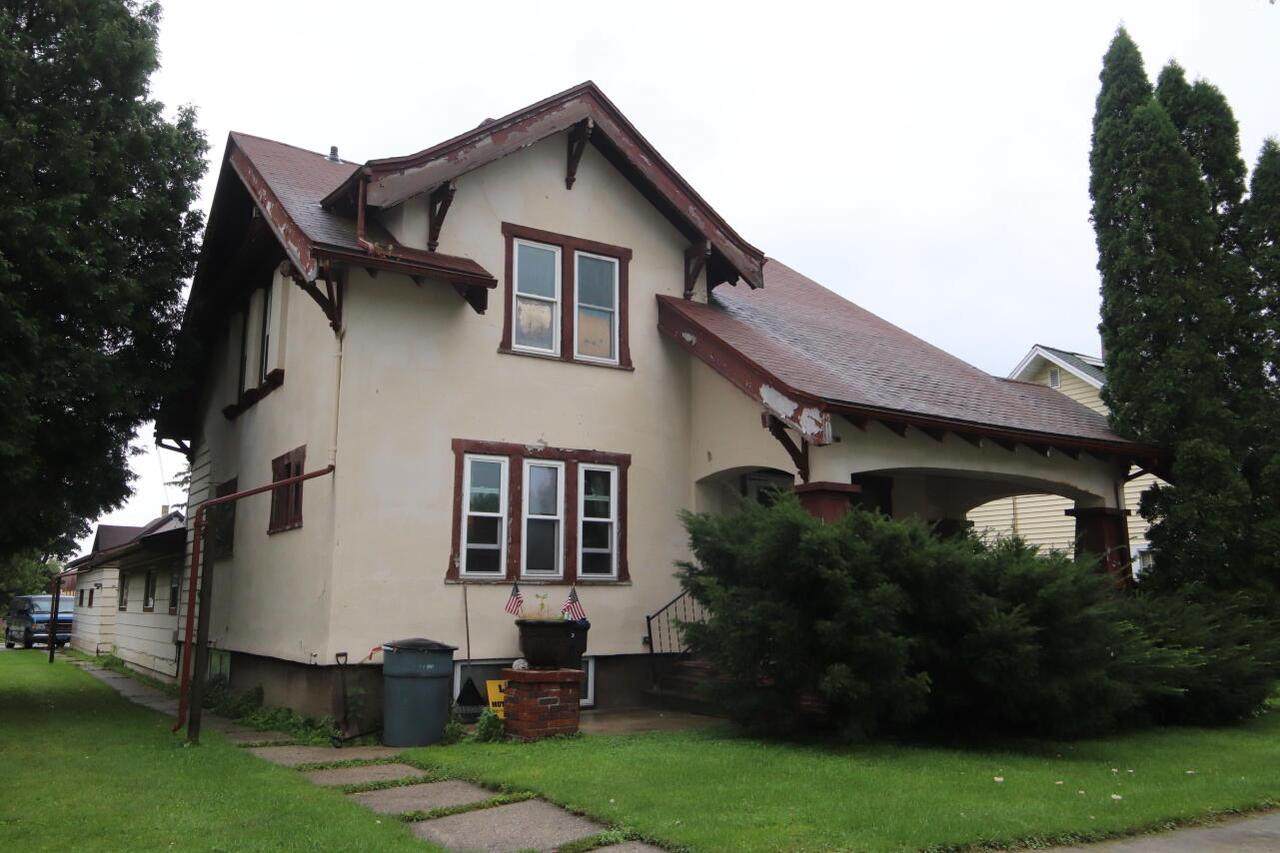 1812 Illinois Ave - Photo 1