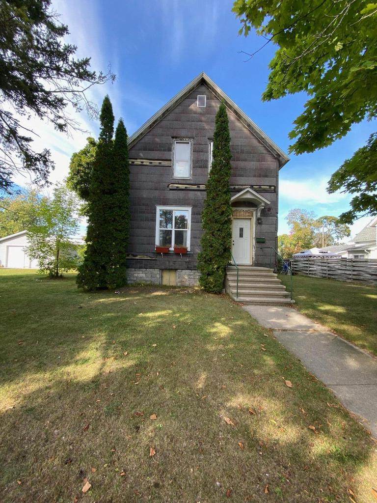 2606 Gilbert St - Photo 1