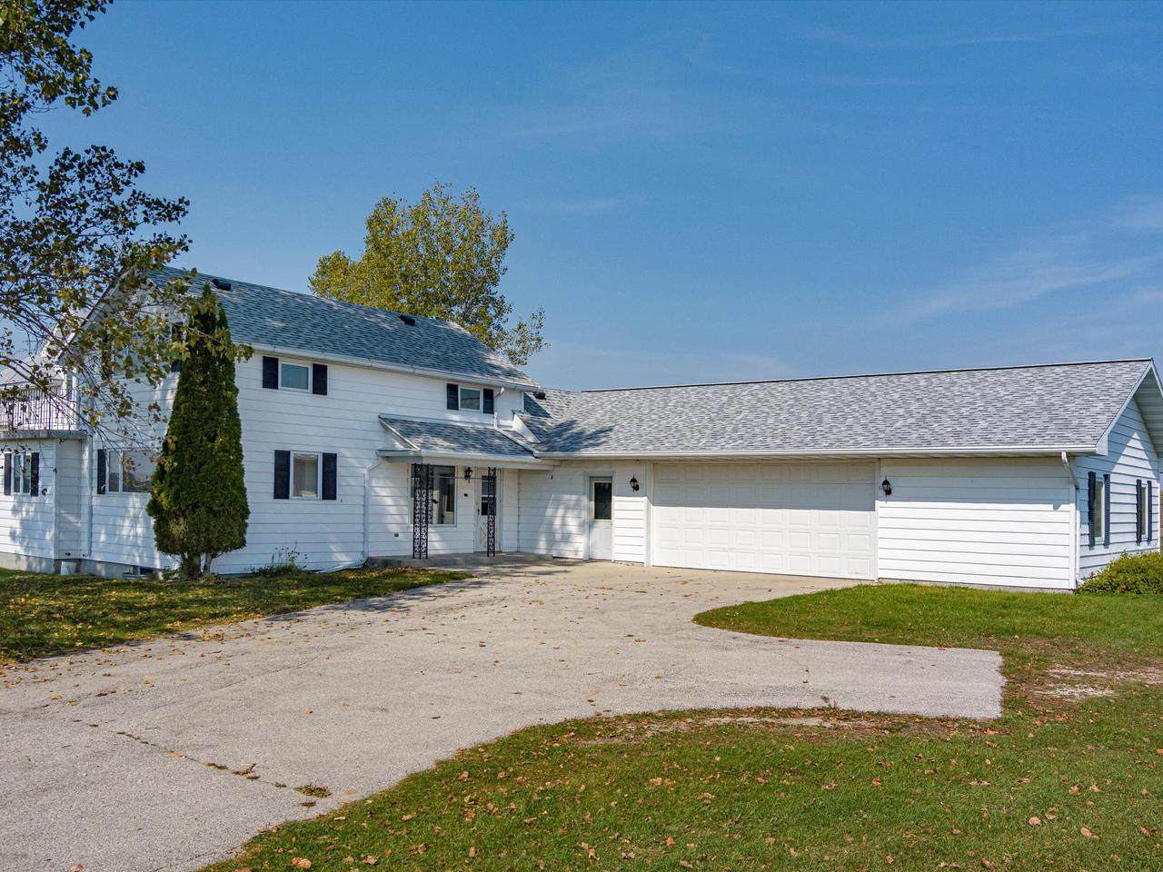 18420 State Highway 32 - Photo 1