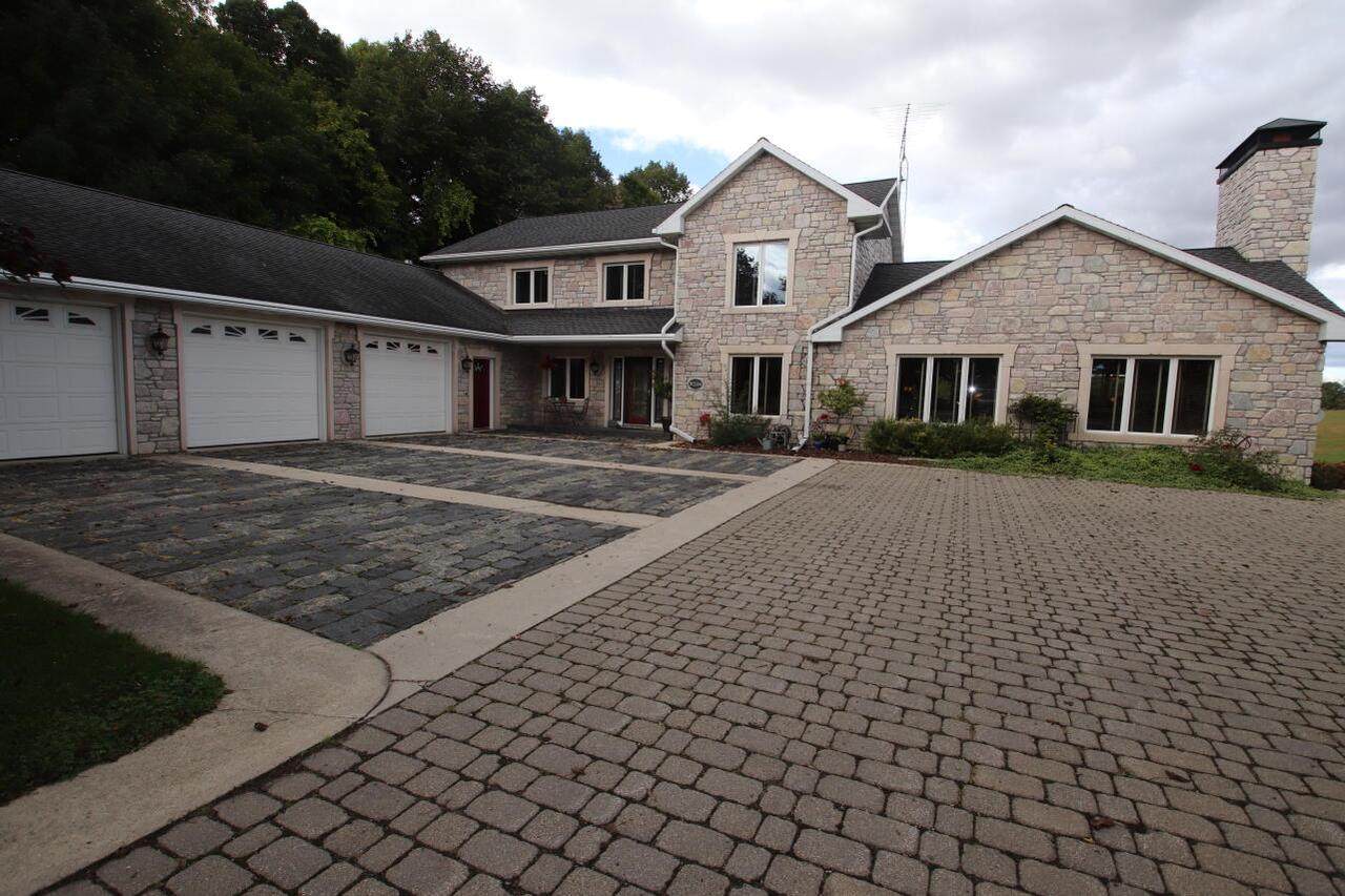 W3584 County Road H - Photo 1
