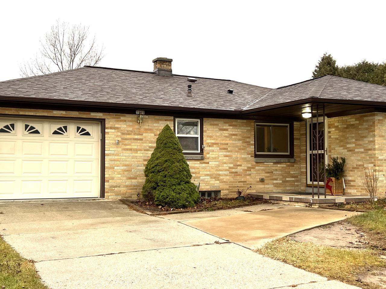 2912 10th St - Photo 1