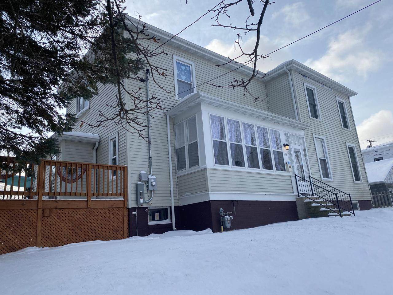 1313 23rd St - Photo 1