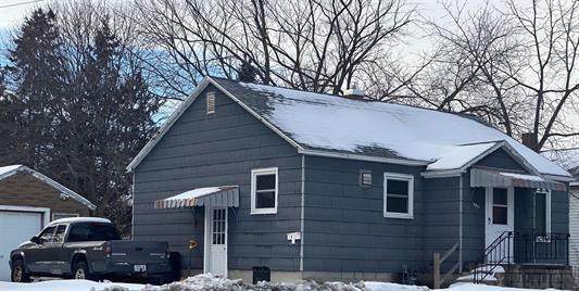 1011 Cleveland Ave - Photo 1