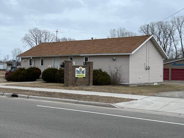 906 State St - Photo 1
