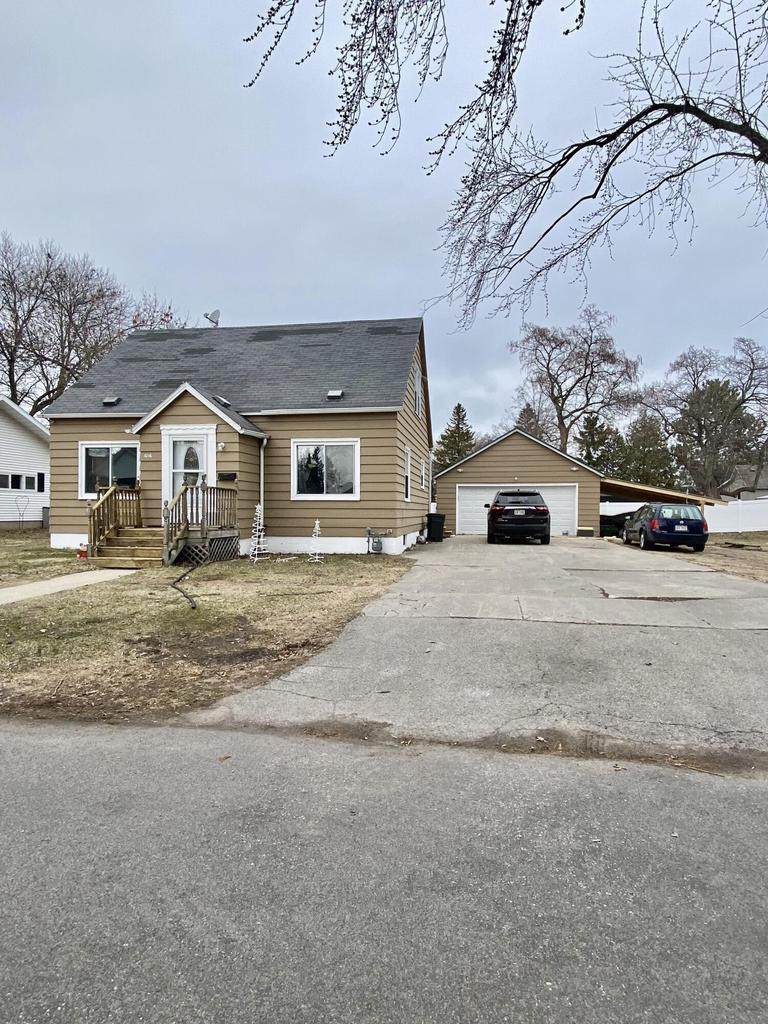1016 W Hosmer - Photo 1