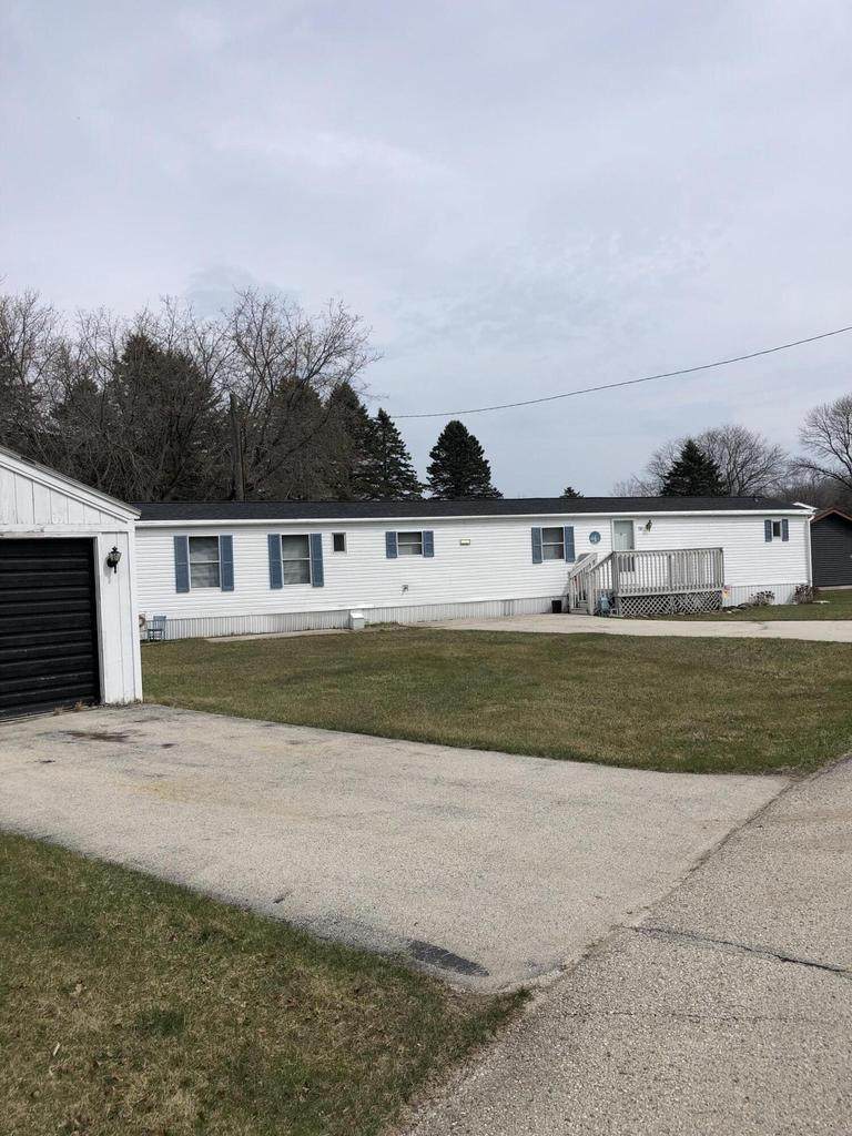 7136 Tannery Rd - Photo 1