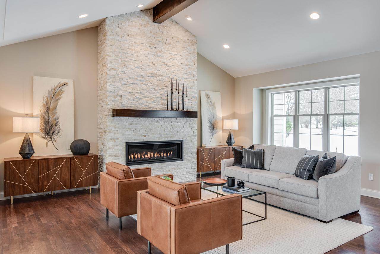 12421 Woods Ct - Photo 1